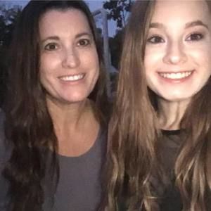 Meet your Posher, Dena